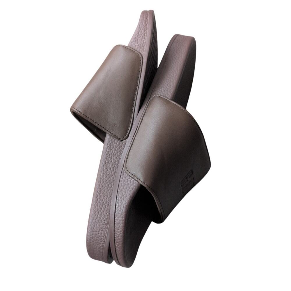 GAP Brown Pool Slides – Size 10 (Never Worn) - Picture 3 of 3